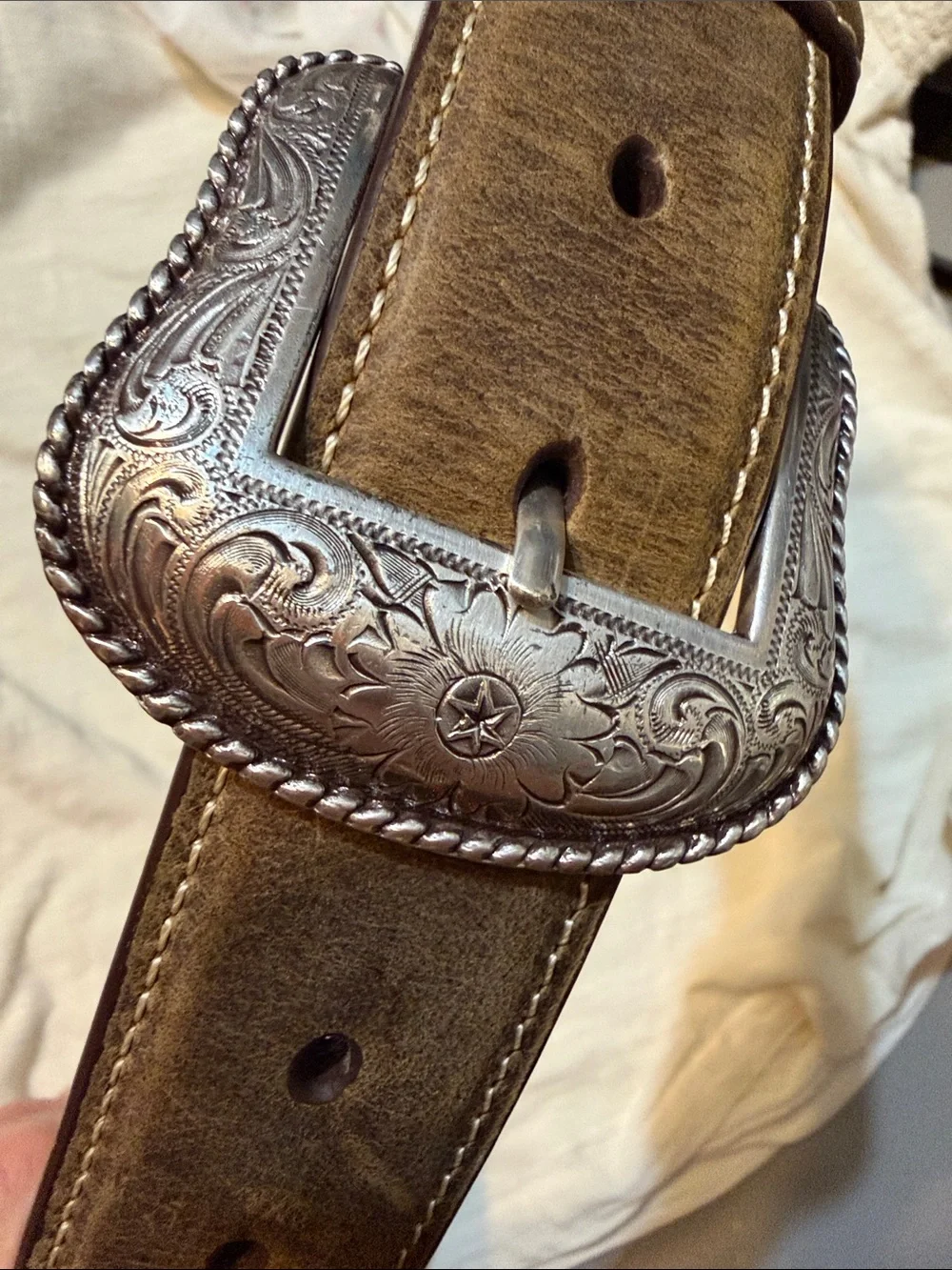 Cavender’s Leather WESTERN belt with conchos - new never worn - 34”